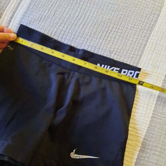 NIKE PRO Women's 3.0" Compression DRI-FIT Shorts Style# 589364-010 - Black, S - Picture 12 of 16